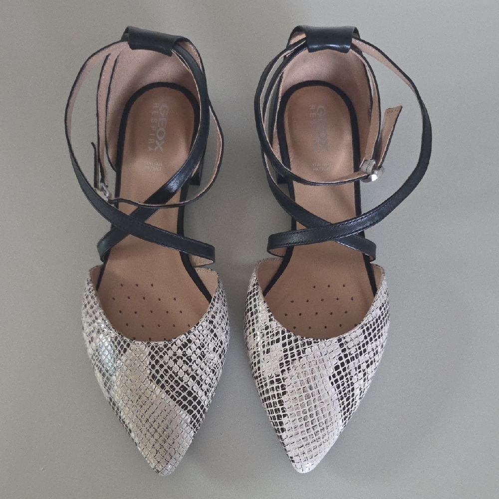 Geox Women's Black and Cream Snakeskin Shoes
